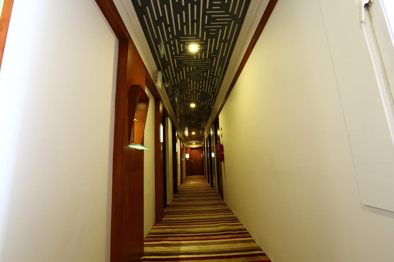 The Altruist Business Hotel Andheri Βομβάη Εξωτερικό φωτογραφία